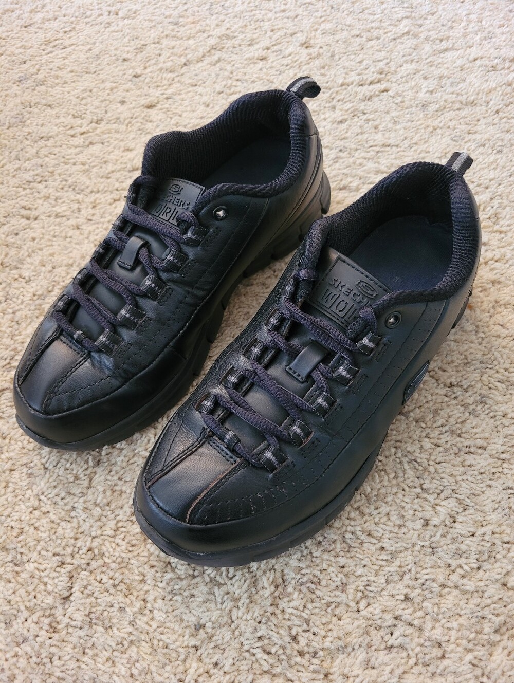 Skechers Women’s Flex-sole Black Leather Lace-Up Slip-Resistant Sneakers 6 1/2